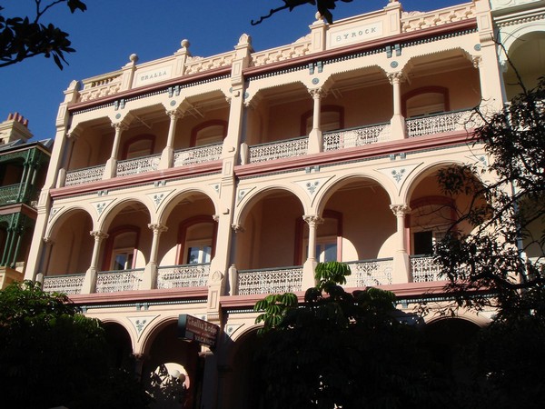Sydney_Lodges_front