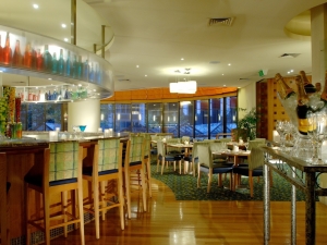 AN32-1-spotlight-Sydney Harbour_Marriott-Top