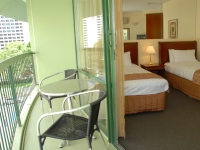 AN34-4-Twin room_with_balcony