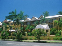 AN35 - 4 - Cairns Queenslander Apartments