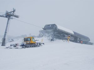 AN39-4-spotlight-perisher-1