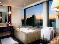 AN40-2-People-Shangri-La