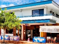 AN47-1-DN-Beach-House-Motel