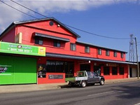 Sarina Hotel
