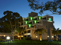 208-DN-Holiday Inn Warwick Farm Exterior