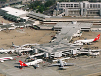 AN57-2-visitor arrivals