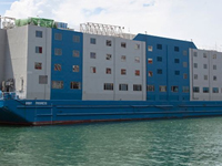 an57-4-floating-hotel