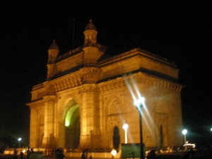 AN59-3-TECH-Mumbai Gateway of India 300x225