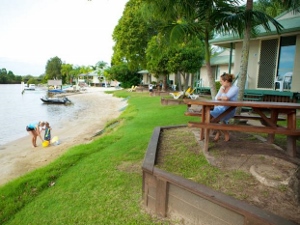 AN65-1-DN-Maroochy River Resort 300x225