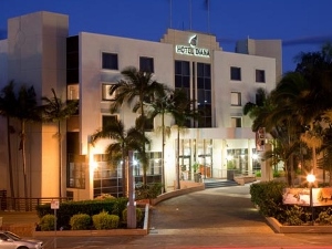 AN66-2-news-the Diana Plaza Hotel 300x225