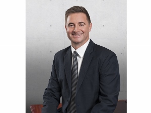 219-people-Barry Robinson 300x225