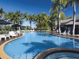 AN68-2-news-Oaks Oasis Resort in Caloundra 300x225