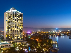 AN68-2-news-Surfers Paradise Marriott Resort Spa 300x225