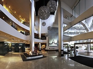 AN68-3-DN-Sofitel Broadbeach 300x225