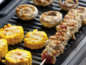 AMGAU49-GF-BBQs 300x225