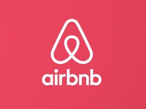 AN70-4-news-airbnb logo 300x225