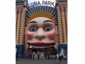 AN72-1-news-Luna Park 2 300x225