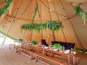 225-DN-Novotel tents 1 300x224