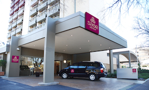 Sage Hotel Adelaide Entrance Apr2015