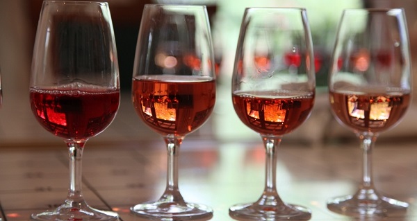 rose-tastings-at-sydney-international-wine-competition-resized