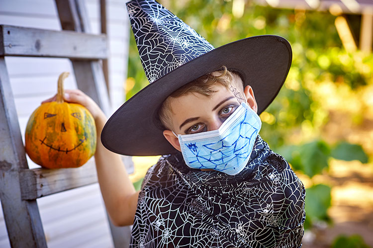 Don T Cancel Halloween Some Spooky Tips On How To Stay Covid Safe This All Hallows Eve Accomnews Don T Cancel Halloween Some Spooky Tips On How To Stay Covid Safe This All Hallows Eve Accomnews