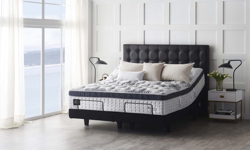 Hotel Bed