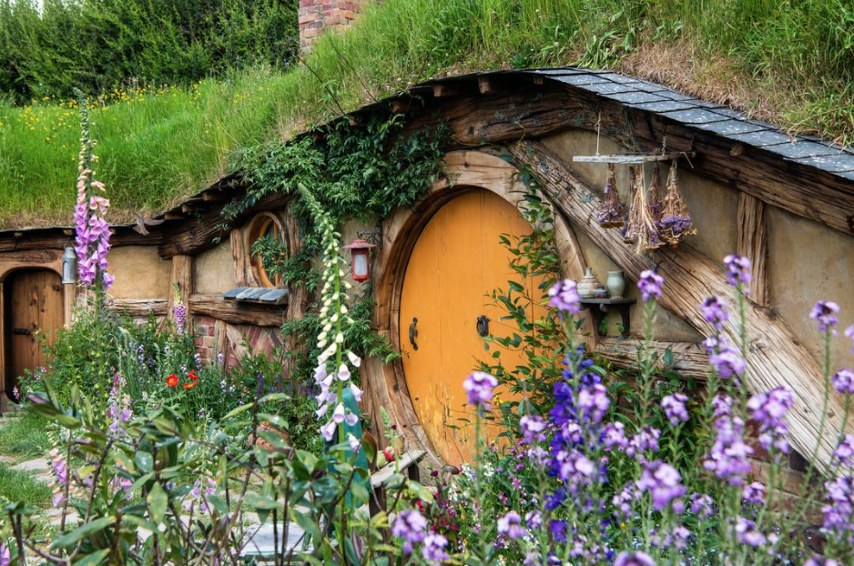 Hobbiton Movie Set 