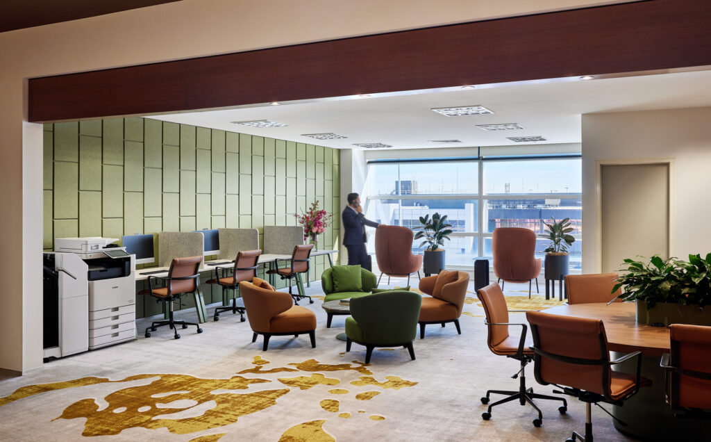 Pan Pacific Melbourne Business Lounge