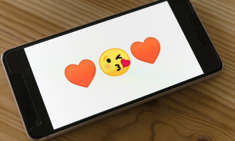 Tinder online dating