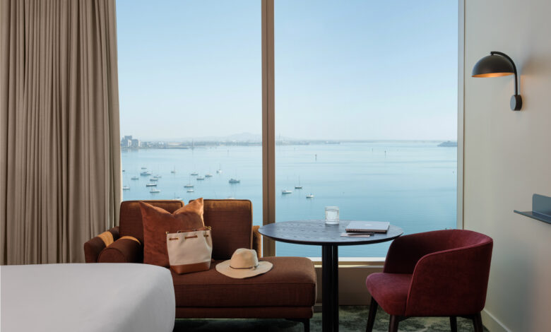 Crowne Plaza Geelong Standard King Bay View Room