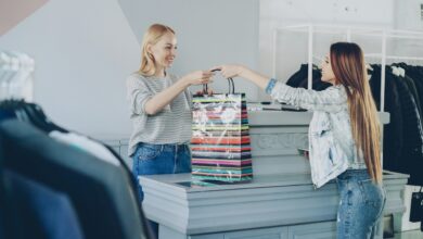 shopping retail spending
